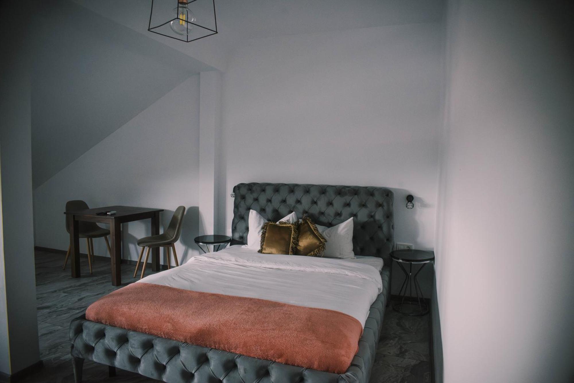 Buhay Osanu Bed & Breakfast Satu Mare Dış mekan fotoğraf