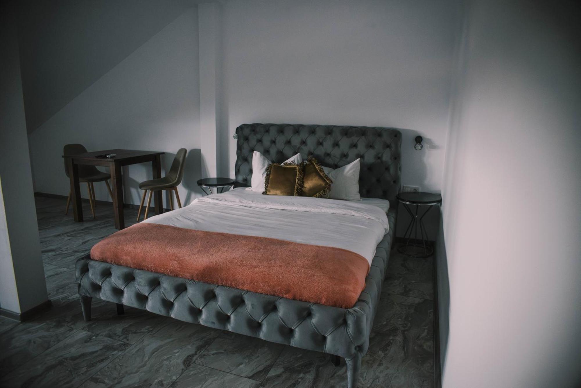 Buhay Osanu Bed & Breakfast Satu Mare Dış mekan fotoğraf