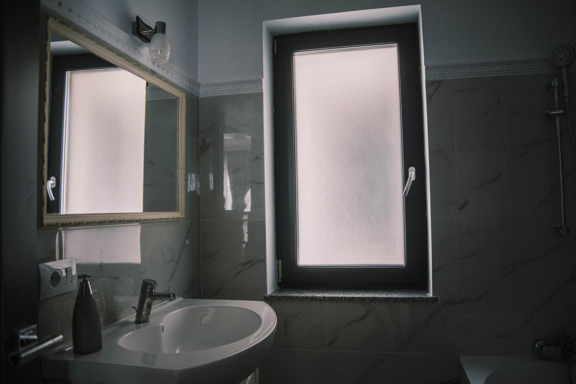 Buhay Osanu Bed & Breakfast Satu Mare Dış mekan fotoğraf